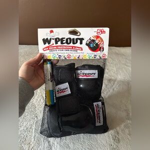 Target Wipeout Dry Erase Protective Gear Set - Black